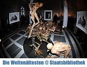 Die Weltenältesten - Vernissage und Ausstellung in der Bayerischen Staatsbibliothek 16. April bis 24. April 2012 (©Foto: Ingrid Grossmann)